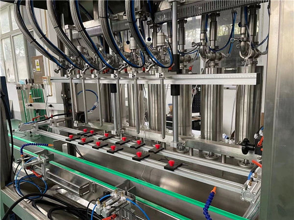 Otomatik Pistonlu Dolum Makinesi Detayları